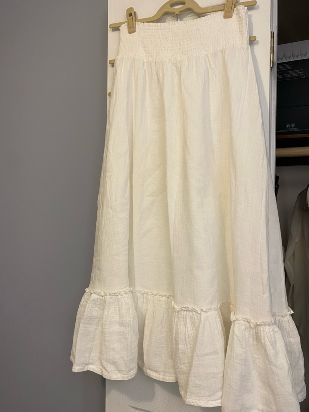 Quince 100% Organic Cotton White Gauze Smocked  Skirt